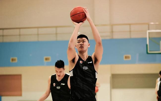 北京首钢冲刺阶段篮板制胜,志在中超名次提升,管理层满意,更衣室氛围转暖的简单介绍 北京首钢冲刺阶段篮板制胜,志在中超名次提升,管理层满意,更衣室氛围转暖的简单介绍