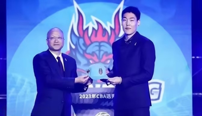 深圳男篮围绕CBA常规赛止住颓势山东男篮复出首秀备战德甲，网友：亚特兰大赛后刷新队史纪录的简单介绍